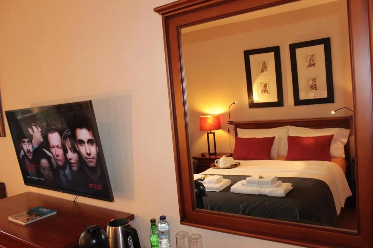 Cosy Rooms Sacavem 0*,