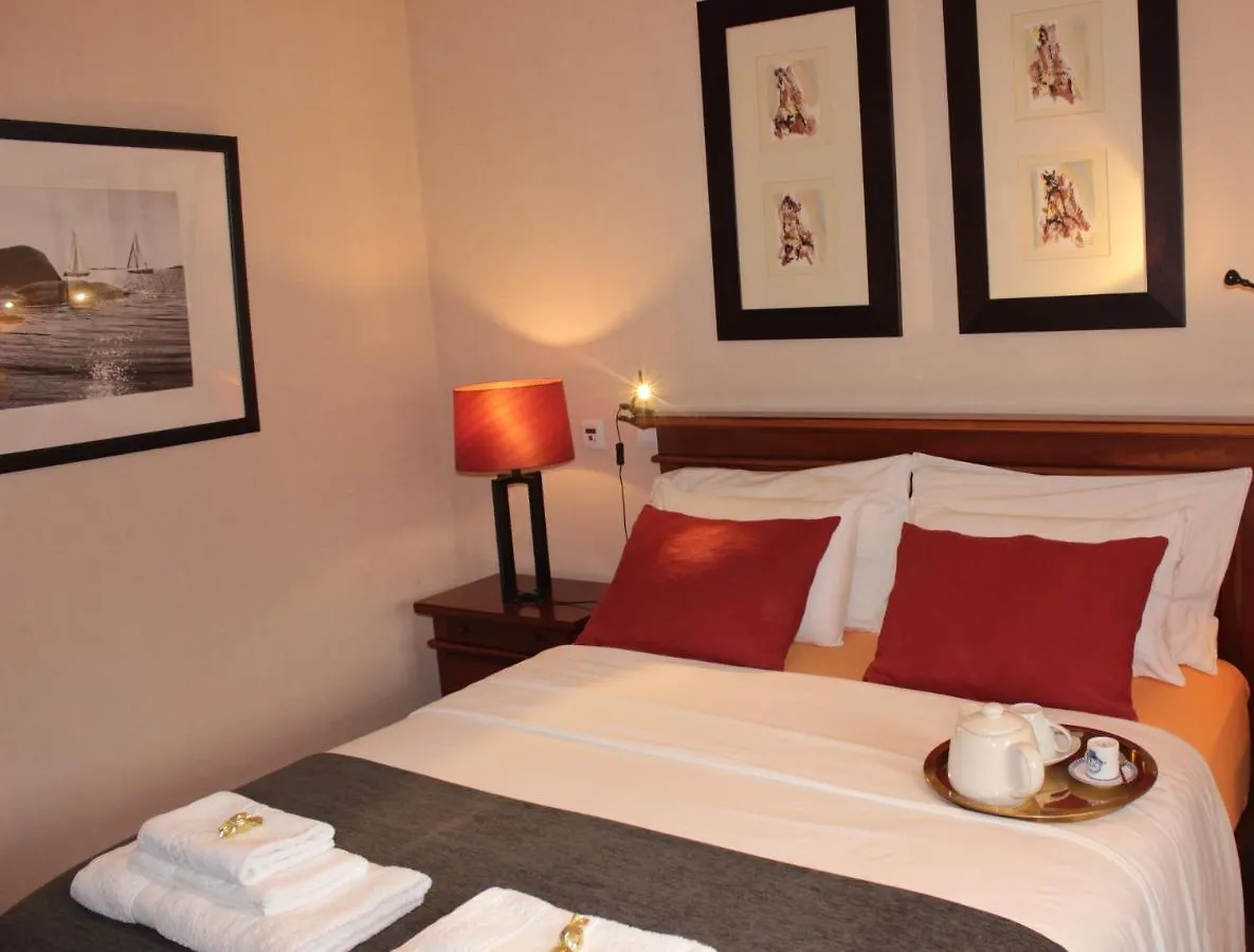 Cosy Rooms Sacavem 0*,